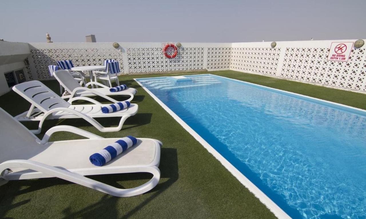 Landmark Hotel Dubai Esterno foto